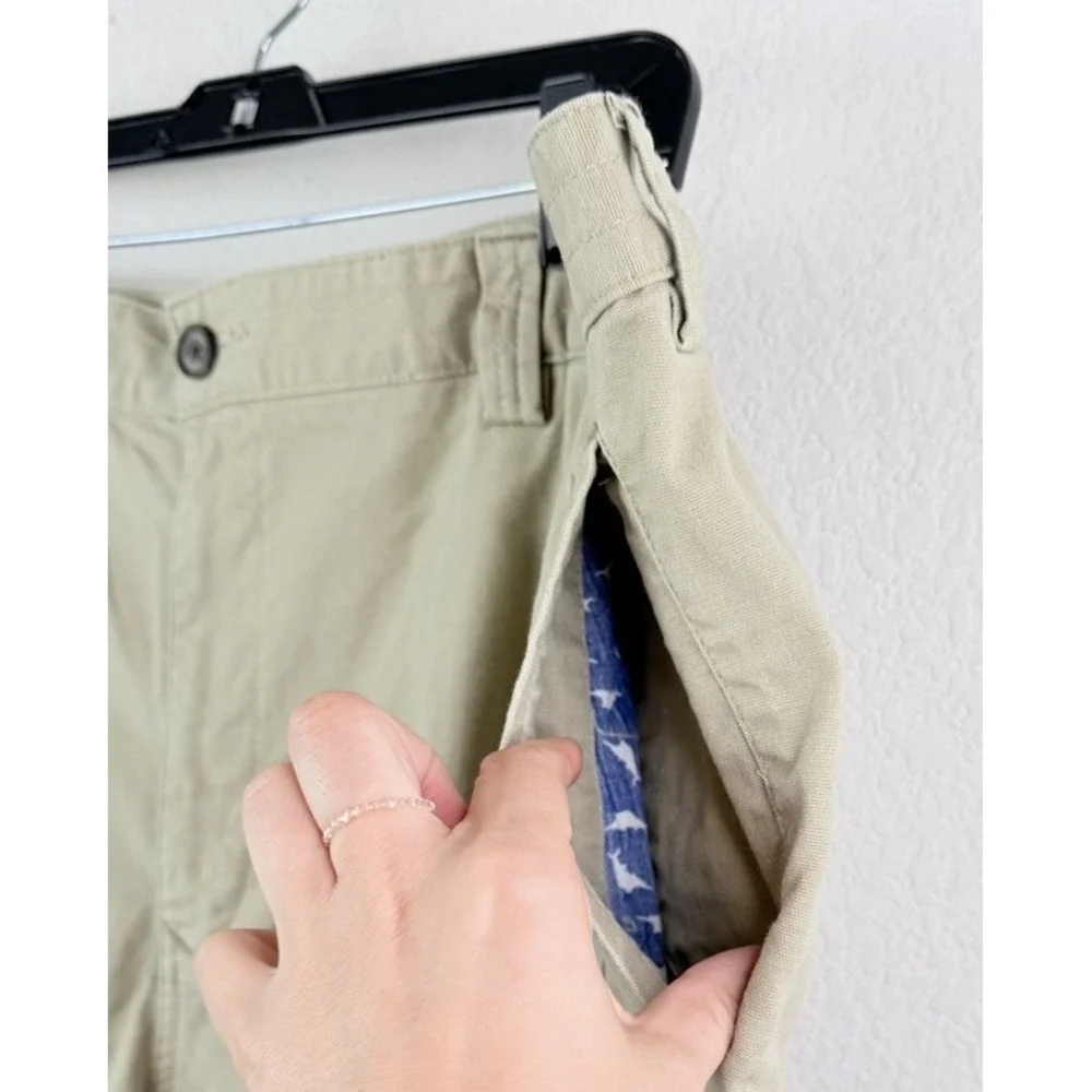 Tommy Bahama Mens Cargo Shorts Sz 42 Khaki Beige Stretch Outdoor Dadcore Coastal